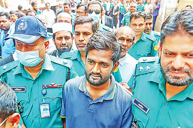 প্রথম আলোর প্রতিষ্ঠাবার্ষিকীর লেখা: শেখ হাসিনার আমলে সাংবাদিকতা ও প্রথম আলো