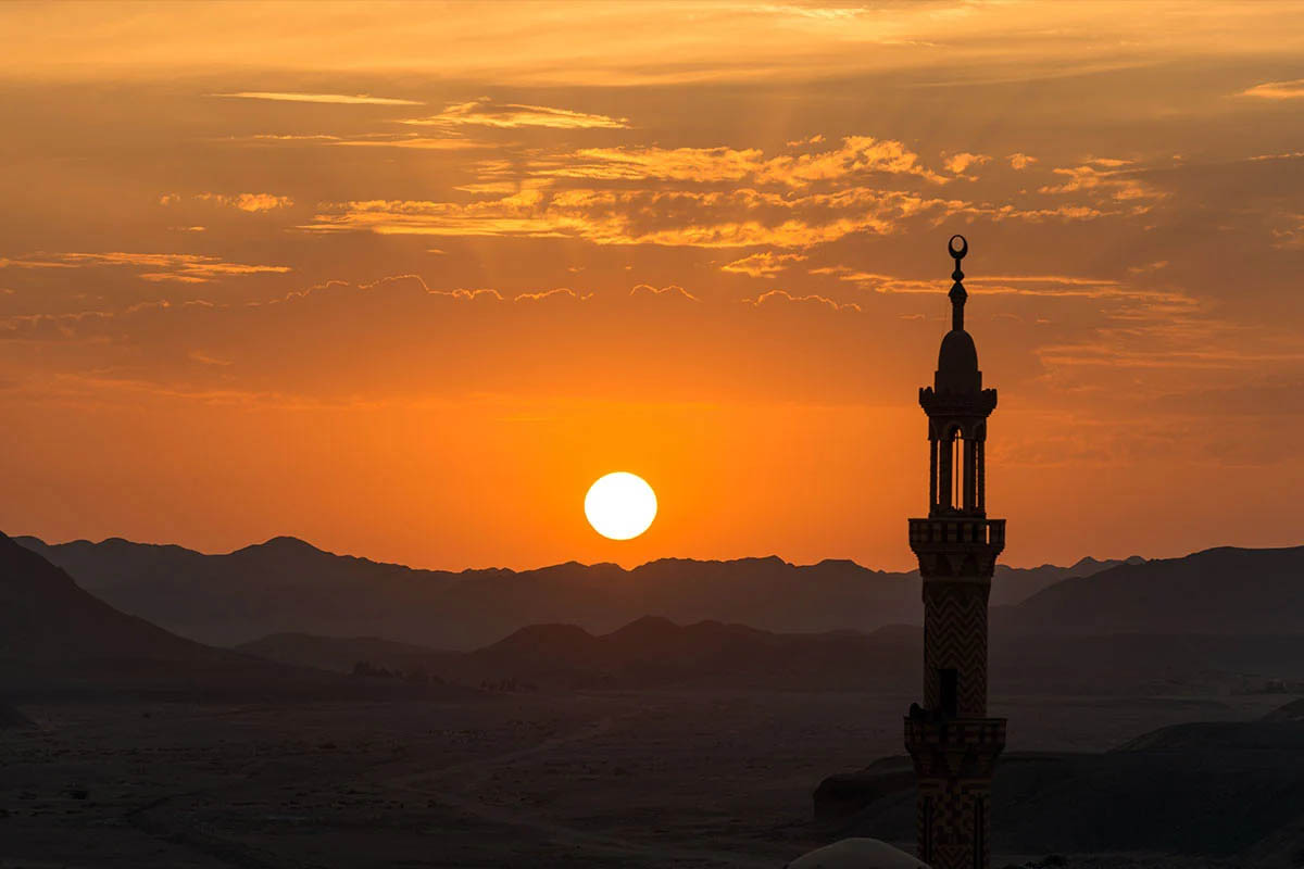 আল্লাহর ভালোবাসা লাভের ১০ আমল