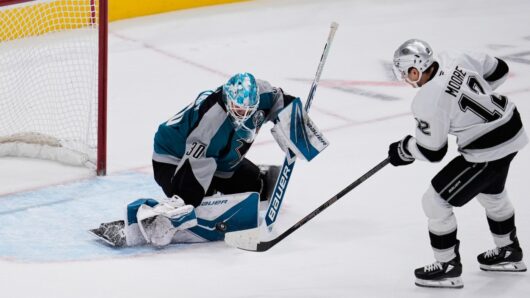 Kings’ long trip ends with a shootout loss to Sharks