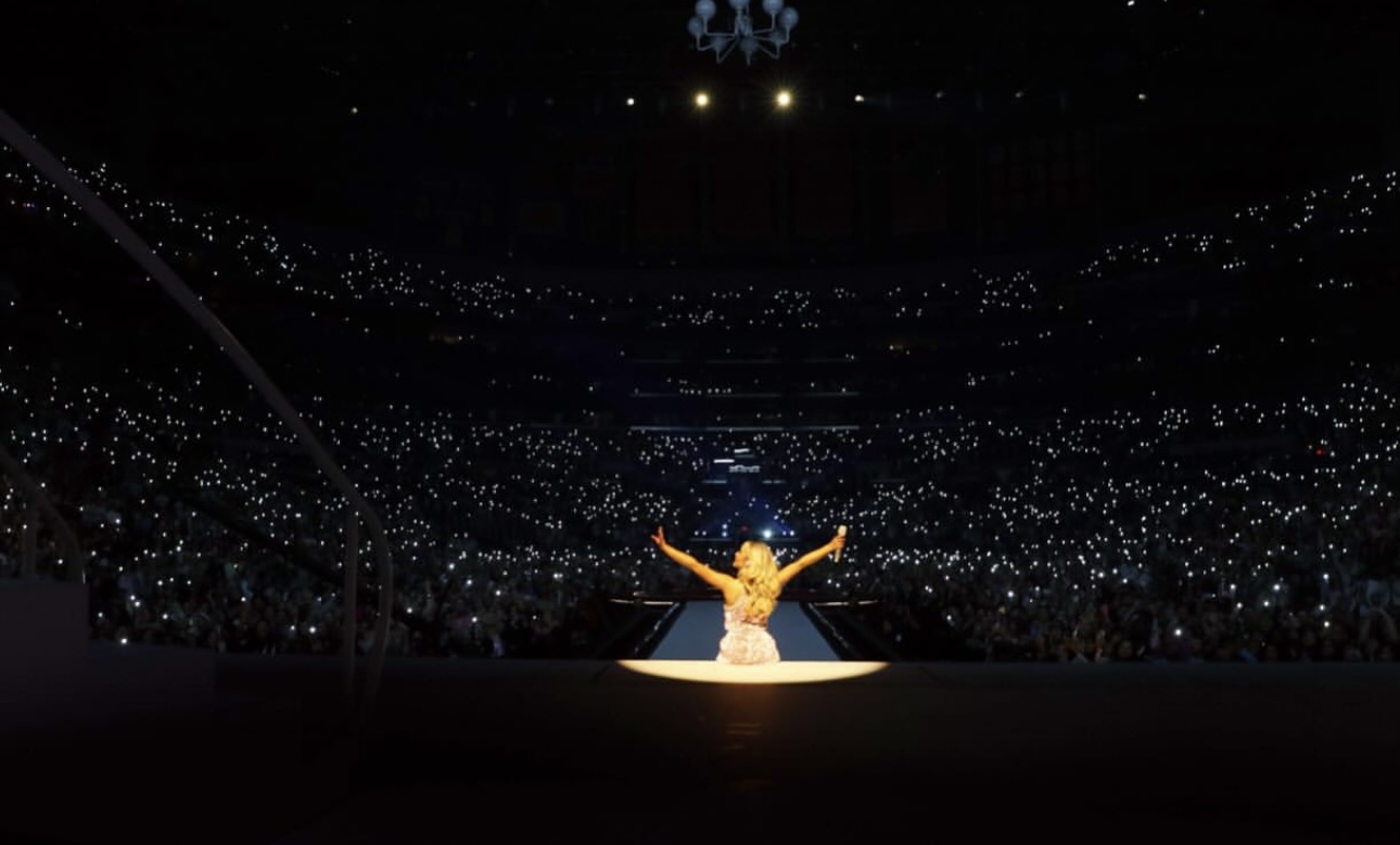 From The Roxy to Crypto: Sabrina Carpenter’s sold-out show hits its sweet spot