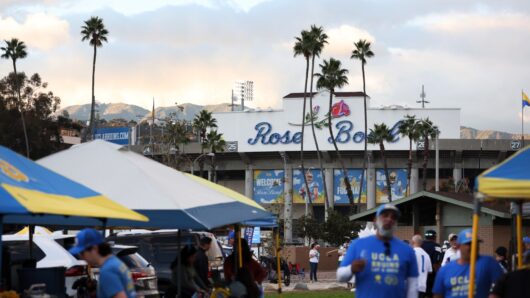 Alexander: Every Rose Bowl opinion has its thorns