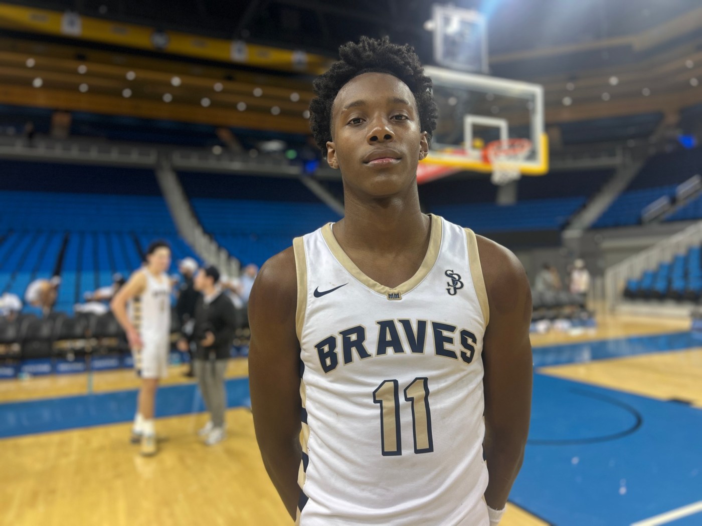 Christian Collins leads St. John Bosco basketball past Harvard-Westlake